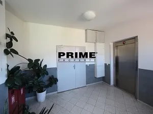 Pronájem kanceláře, Praha - Smíchov, Štefánikova, 129 m2