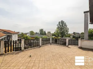 Prodej rodinného domu, Tišice, Okružní, 530 m2