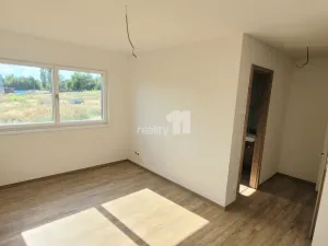 Prodej rodinného domu, Kladno - Dubí, Pechlátova, 353 m2