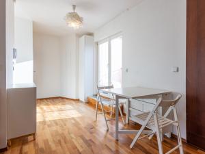 Pronájem bytu 2+kk, Praha - Holešovice, U parního mlýna, 81 m2