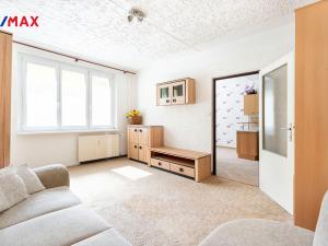 Pronájem bytu 1+1, Karlovy Vary - Stará Role, Závodu míru, 38 m2