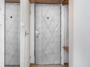 Pronájem bytu 1+1, Karlovy Vary - Stará Role, Závodu míru, 38 m2