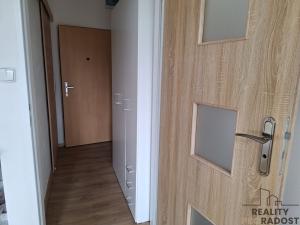 Pronájem bytu 1+kk, Děčín, Duchcovská, 20 m2