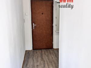 Pronájem bytu 1+1, Karlovy Vary, Krymská, 35 m2