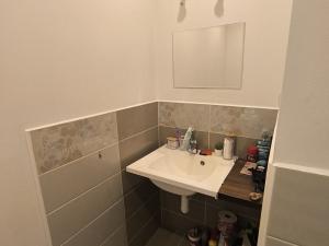 Pronájem bytu 1+1, Karlovy Vary - Drahovice, Úvalská, 35 m2