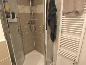 Pronájem bytu 1+1, Karlovy Vary - Drahovice, Úvalská, 35 m2