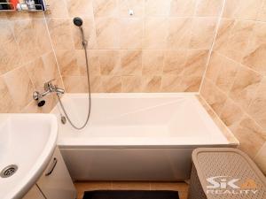 Prodej bytu 2+1, Louny, 28. října, 49 m2