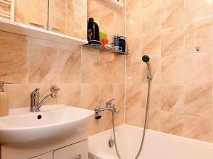 Prodej bytu 2+1, Louny, 28. října, 49 m2
