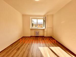Pronájem bytu 2+1, Ostrava - Poruba, Porubská, 49 m2
