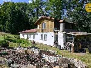 Prodej historického objektu, Česká Ves, 500 m2