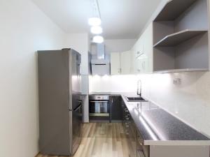 Pronájem bytu 2+kk, Praha, Pod radnicí, 54 m2