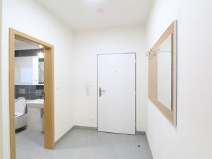 Pronájem bytu 2+kk, Praha, Pod radnicí, 54 m2
