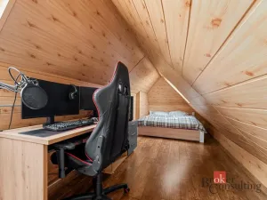 Prodej bytu 2+1, Trutnov - Poříčí, Voletinská, 80 m2