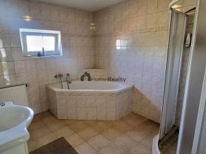 Prodej zemědělské usedlosti, Hladké Životice, Malá Strana, 250 m2