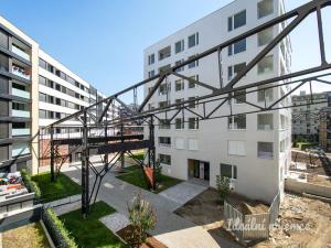 Pronájem bytu 2+kk, Praha - Holešovice, Jankovcova, 62 m2