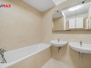 Prodej bytu 4+kk, Praha - Letňany, Kadečkové, 115 m2