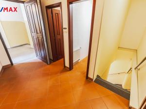 Pronájem obchodního prostoru, Praha - Staré Město, Staroměstské náměstí, 350 m2