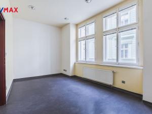 Pronájem obchodního prostoru, Praha - Staré Město, Staroměstské náměstí, 350 m2