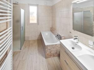 Prodej rodinného domu, Chýnov, Luční, 161 m2