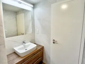 Pronájem bytu 2+kk, Praha - Vinohrady, Londýnská, 47 m2