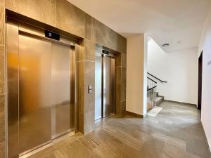 Pronájem bytu 1+kk, Praha - Třebonice, U Radosti, 28 m2