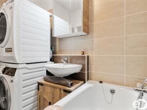 Prodej bytu 3+kk, Nehvizdy, Pražská, 65 m2