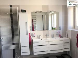 Prodej bytu 3+1, Cheb, Dyleňská, 122 m2