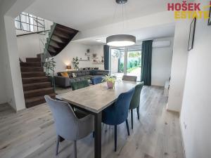Prodej rodinného domu, Holubice, 93 m2