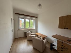 Pronájem bytu 2+1, Vsetín, Na Kamencoch, 80 m2