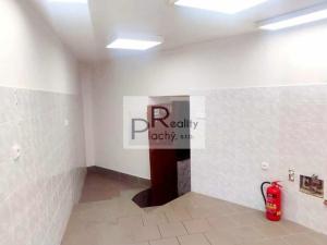 Pronájem obchodního prostoru, Znojmo, 300 m2