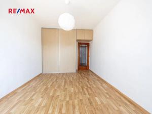 Pronájem bytu 3+1, Praha - Podolí, Jeremenkova, 80 m2