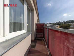 Pronájem bytu 3+1, Praha - Podolí, Jeremenkova, 80 m2