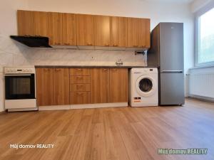 Pronájem bytu 3+1, Praha - Smíchov, Stroupežnického, 106 m2