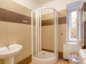 Pronájem bytu 1+1, Karlovy Vary, Sokolovská, 44 m2