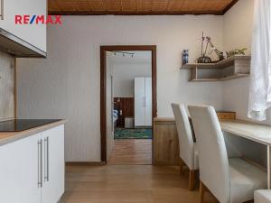 Prodej bytu 4+1, Chodová Planá, sídliště Lučina, 80 m2