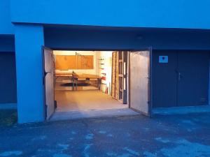 Pronájem garáže, Černošice, Vrážská, 15 m2