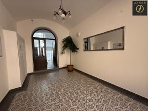 Pronájem bytu 2+kk, Praha - Vinohrady, Sarajevská, 45 m2