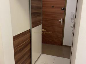 Pronájem bytu 2+kk, Praha - Ruzyně, Žukovského, 42 m2