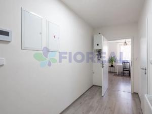 Prodej bytu 2+kk, Horoměřice, T. G. Masaryka, 60 m2