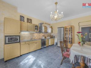 Prodej činžovního domu, Dubí - Pozorka, Tyršova, 370 m2
