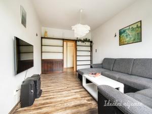 Pronájem bytu 2+1, Praha - Strašnice, Jevanská, 61 m2