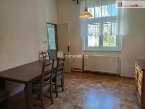 Pronájem bytu 3+1, Praha - Žižkov, Jeseniova, 85 m2