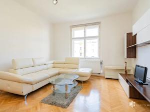 Pronájem bytu 2+kk, Praha - Vinohrady, náměstí Jiřího z Lobkovic, 48 m2