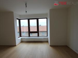 Pronájem bytu 2+kk, Praha - Košíře, Naskové, 55 m2