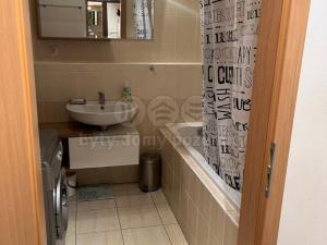 Pronájem bytu 3+kk, Beroun - Beroun-Město, V Zahradách, 75 m2