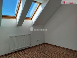 Prodej bytu 3+kk, Klášterec nad Ohří - Miřetice u Klášterce nad Ohří, Boženy Němcové, 88 m2