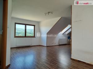 Prodej bytu 3+kk, Klášterec nad Ohří - Miřetice u Klášterce nad Ohří, Boženy Němcové, 88 m2