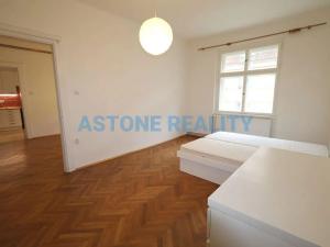 Pronájem bytu 3+1, Praha - Vinohrady, Čáslavská, 85 m2