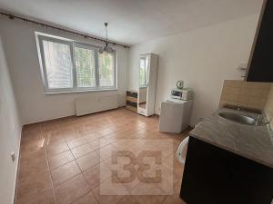 Pronájem bytu 1+kk, Prachatice, nám. Přátelství, 21 m2