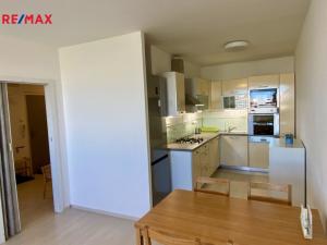 Prodej bytu 3+kk, Praha - Horní Měcholupy, Veronské nám., 68 m2
